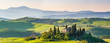 Villas and semi-detached houses for sale in Tuscany (Italy)